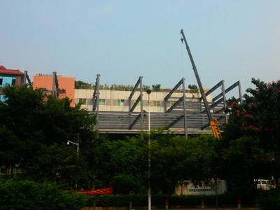 钢框架结构写字楼