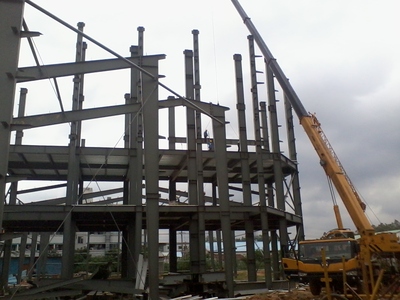 混合钢框架结构厂房