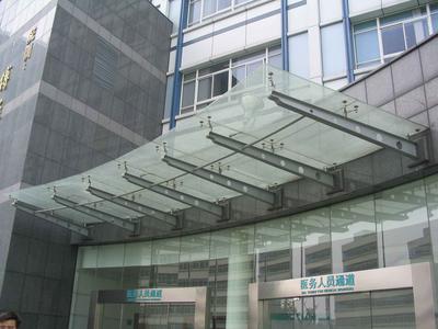 写字楼玻璃雨棚