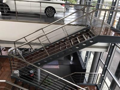 办公室钢结构楼梯