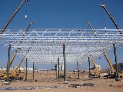 钢结构网架训练场